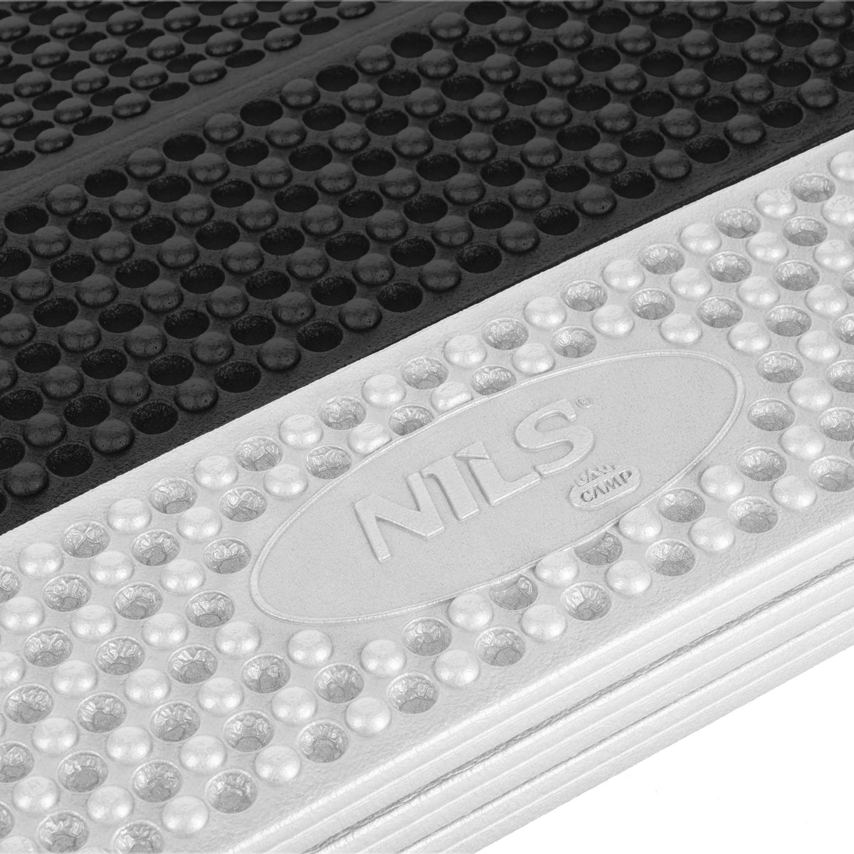 Karimata składana turystyczna z podbiciem aluminiowym + xpe 195 cm czarna NC17103 Nils Camp
