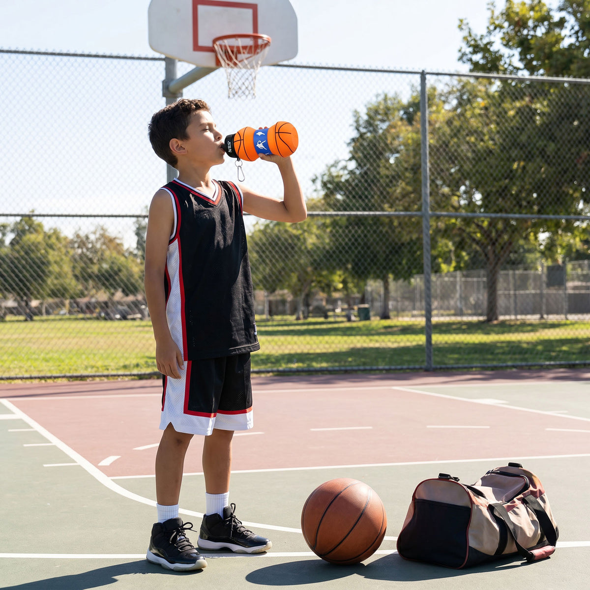 Butelka sportowa składana 550ml basketball NC4104 Nils