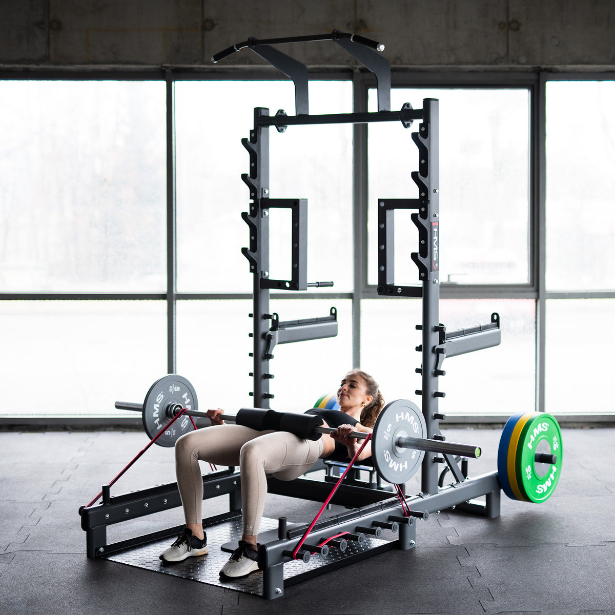 Stojak multifunkcyjny z platformą do podnoszenia ciężarów i hip thrust commercial SMP01 Hms